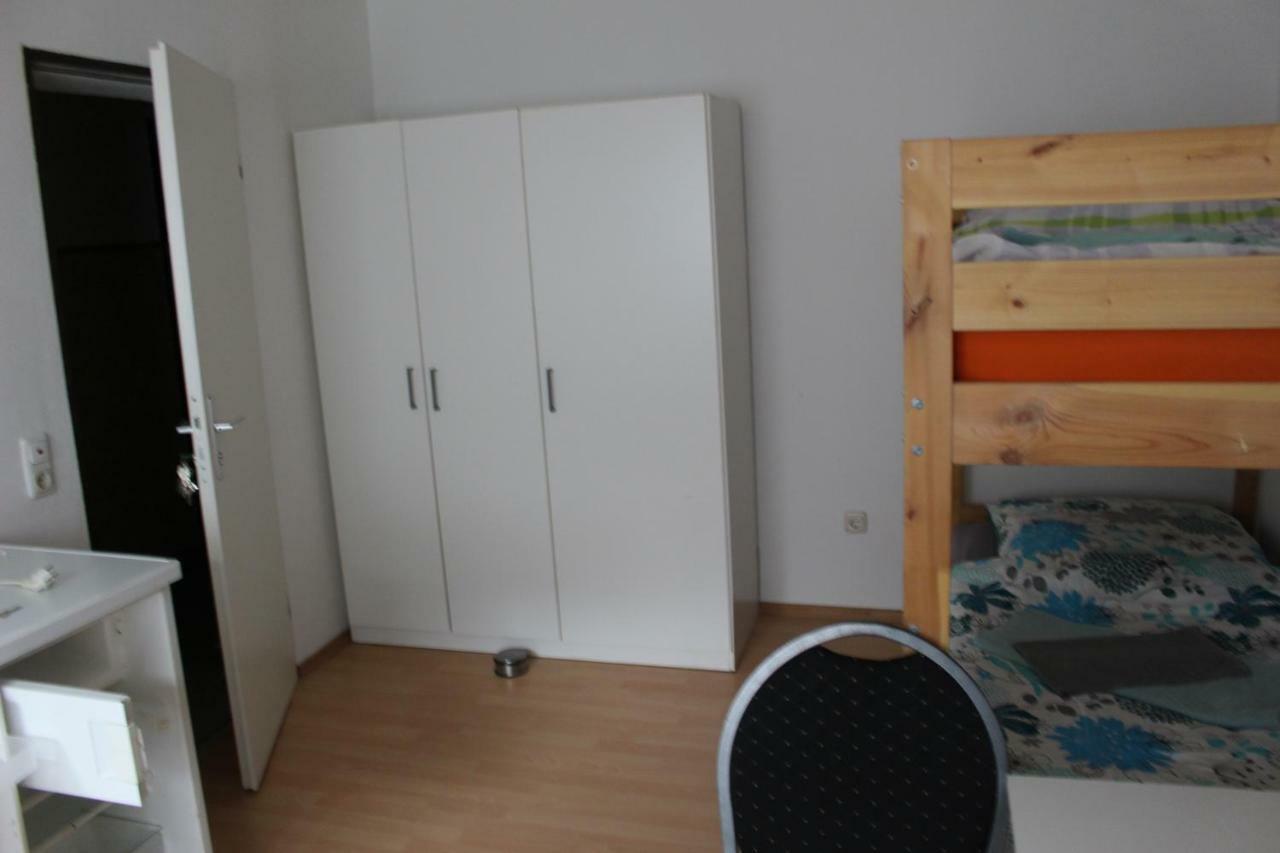 Zv-Scholtz Gaestehaus Neuoetting Simbacher Strasse 7 Buitenkant foto