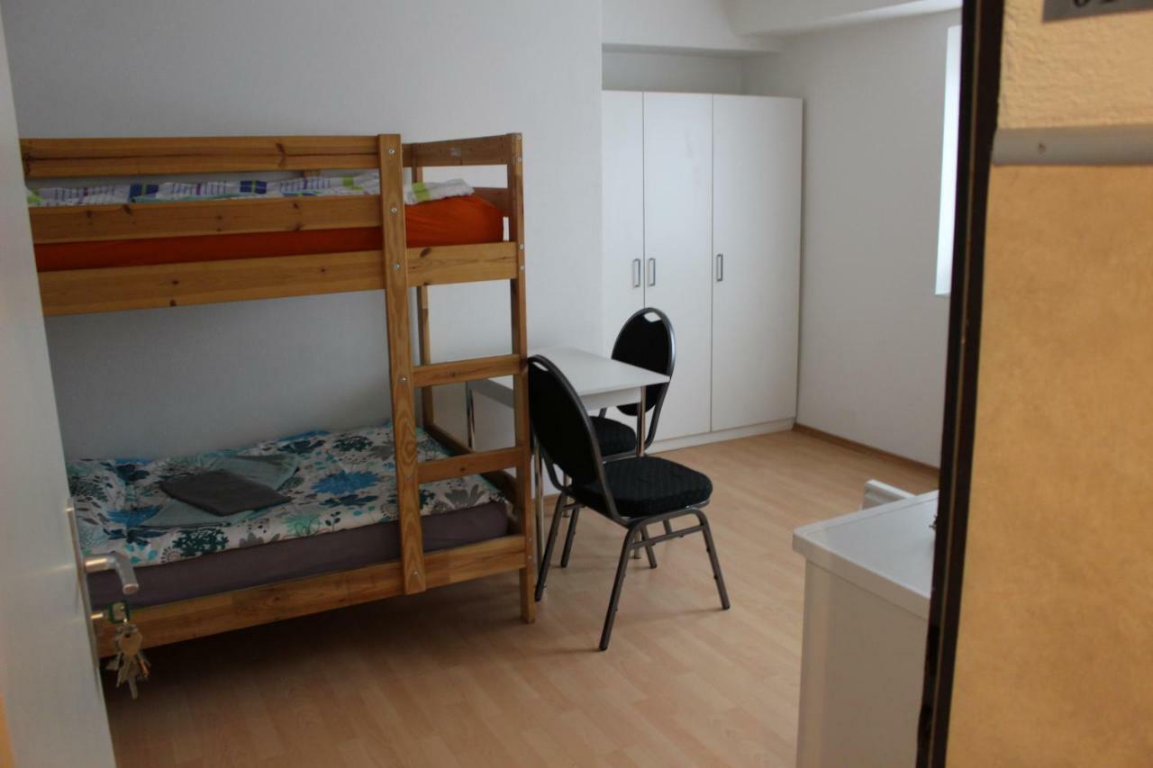 Zv-Scholtz Gaestehaus Neuoetting Simbacher Strasse 7 Buitenkant foto
