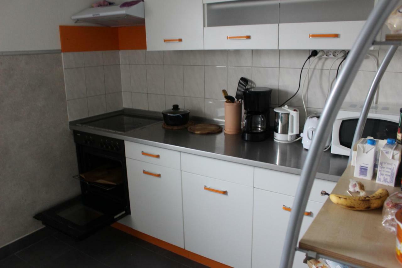 Zv-Scholtz Gaestehaus Neuoetting Simbacher Strasse 7 Buitenkant foto